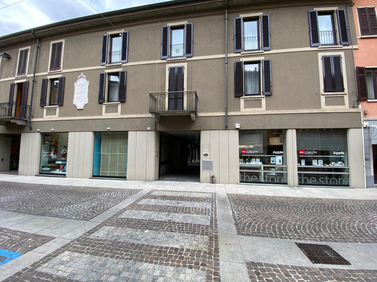 La Casa Di Garibaldi Lägenhet Borgomanero Exteriör bild